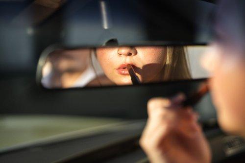 mobile - carousel-hero-element image-4