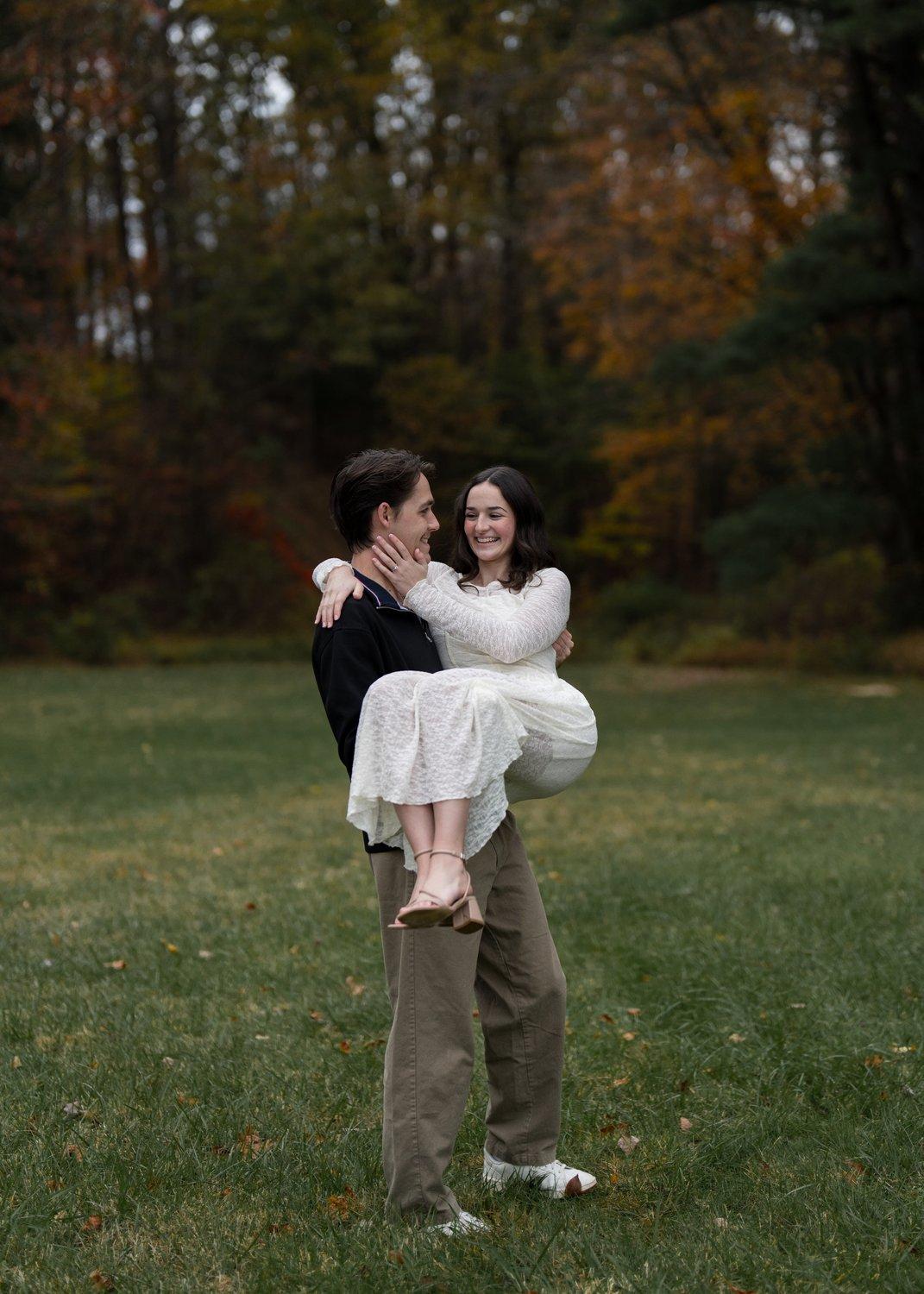 carousel-hero-element image-12