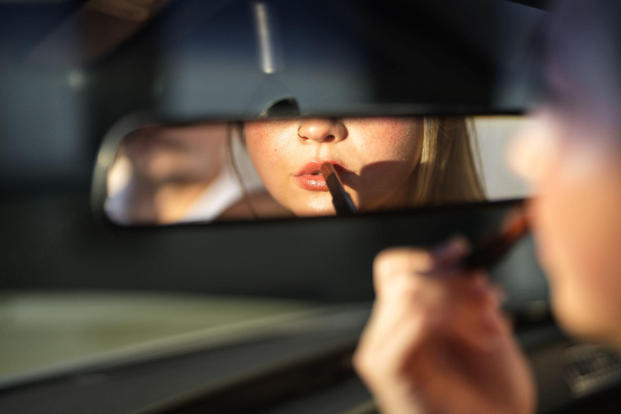 carousel-hero-element image-4